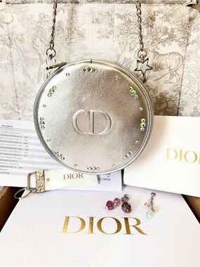 Bling DIOR Beauty Silver Metallic Round Vanity Makeup Cosmetic Pouch Case Bag